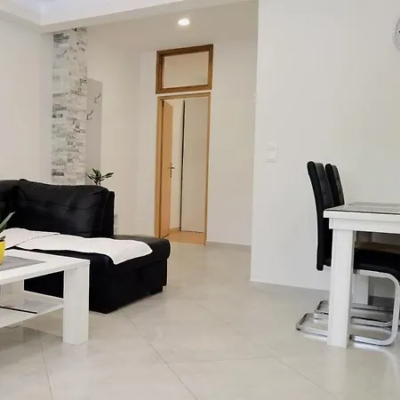 Njegovan Apartament Crikvenica