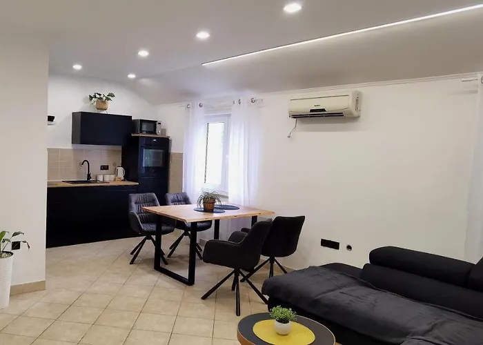 Njegovan Apartament *